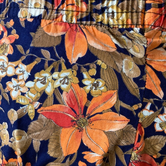 Floral skirt with elastic waistband - Picture 3 of 7